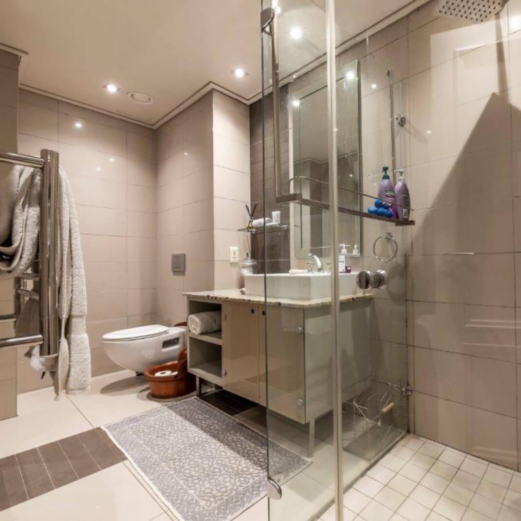 Portfolio -Unit 809 Cape Royale Luxury Apartments